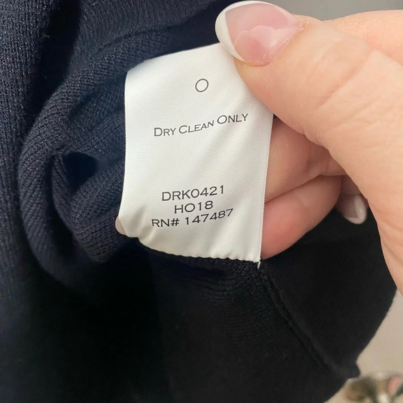 DRAPER JAMES Flutter Sleeve Black Sweater‎ Dress Size Small - Picture 9 of 10